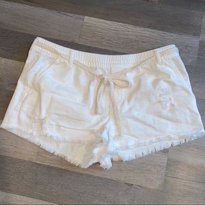 White cotton beach casual shorts
